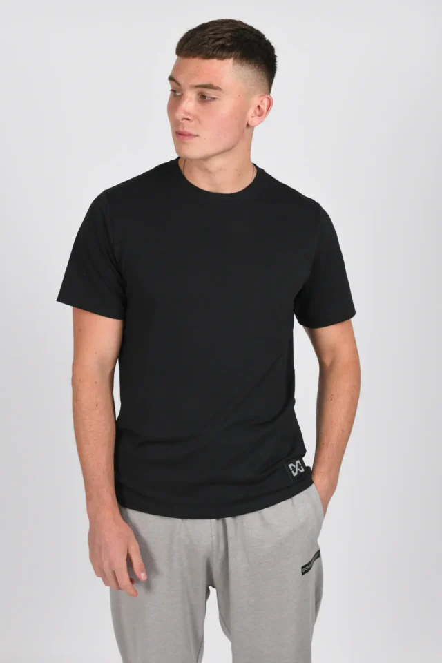 Black - Slim Fit Tee